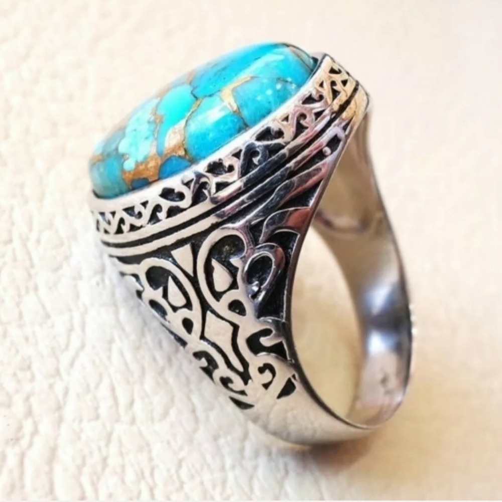 Turquoise & .925 Silver Ring